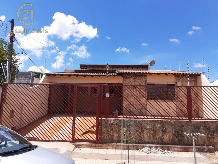 Foto 1 de Casa com 3 Quartos à venda, 200m² em Pacaembu, Londrina