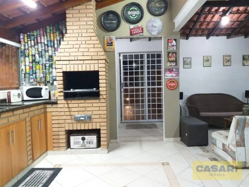 Foto 1 de Casa com 3 Quartos à venda, 225m² em Jardim Hollywood, São Bernardo do Campo