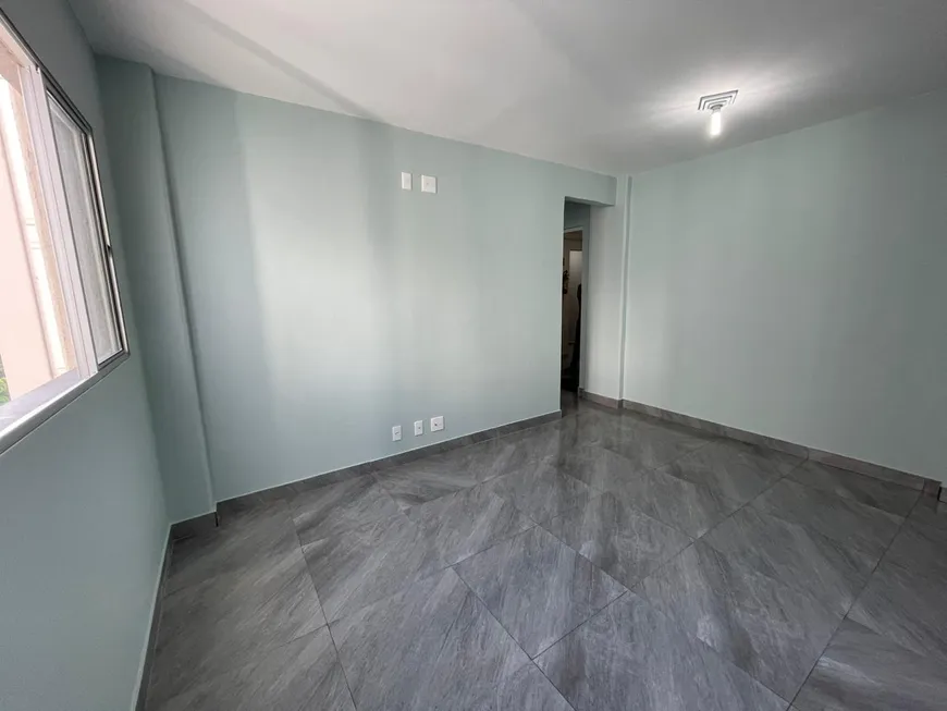 Foto 1 de Apartamento com 2 Quartos para alugar, 46m² em Granja de Freitas, Sabará