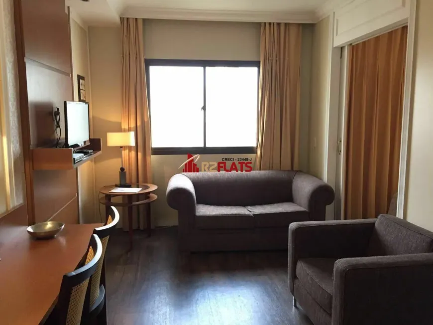 Foto 1 de Flat com 1 Quarto para alugar, 33m² em Vila Olímpia, São Paulo