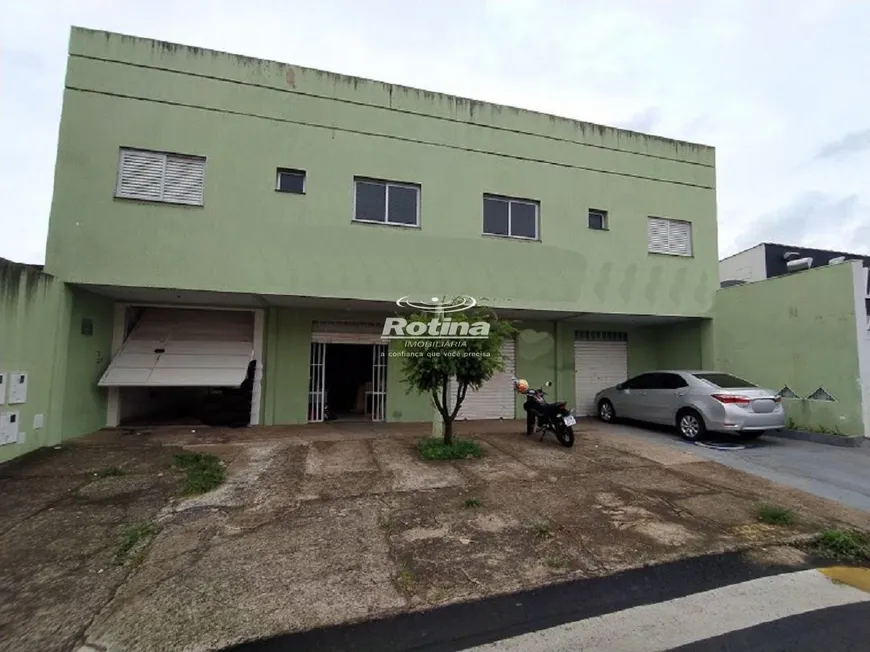 Foto 1 de Imóvel Comercial para alugar, 93m² em Tibery, Uberlândia