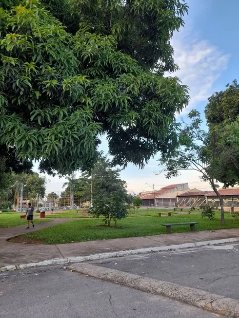 Foto 1 de Casa com 4 Quartos à venda, 190m² em Conjunto Romildo Ferreira do Amaral, Goiânia