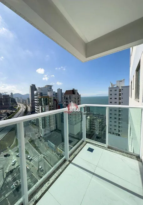 Foto 1 de Apartamento com 4 Quartos à venda, 179m² em Meia Praia, Itapema