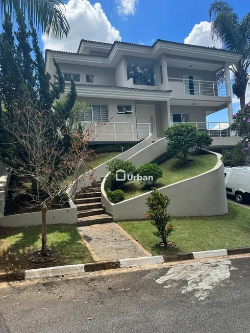 Foto 1 de Casa com 3 Quartos para venda ou aluguel, 338m² em Jardim Indaiá, Embu das Artes