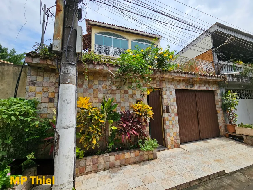 Foto 1 de Casa com 4 Quartos à venda, 208m² em Cosmorama, Mesquita