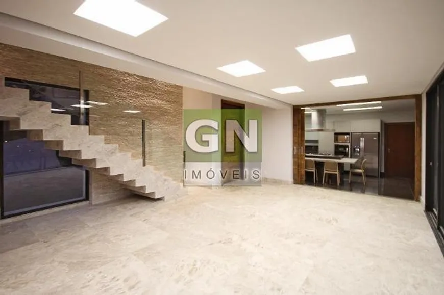 Foto 1 de Casa com 6 Quartos à venda, 800m² em Pasargada, Nova Lima