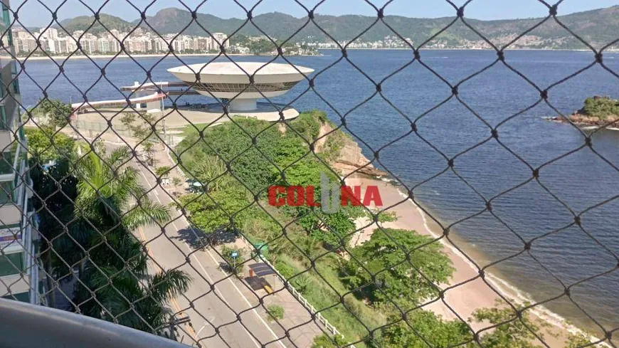 Foto 1 de Apartamento com 3 Quartos para venda ou aluguel, 222m² em Boa Viagem, Niterói