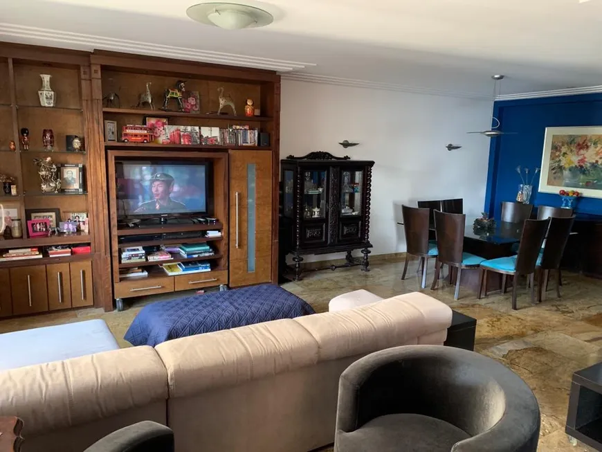 Foto 1 de Apartamento com 4 Quartos à venda, 200m² em Ingá, Niterói