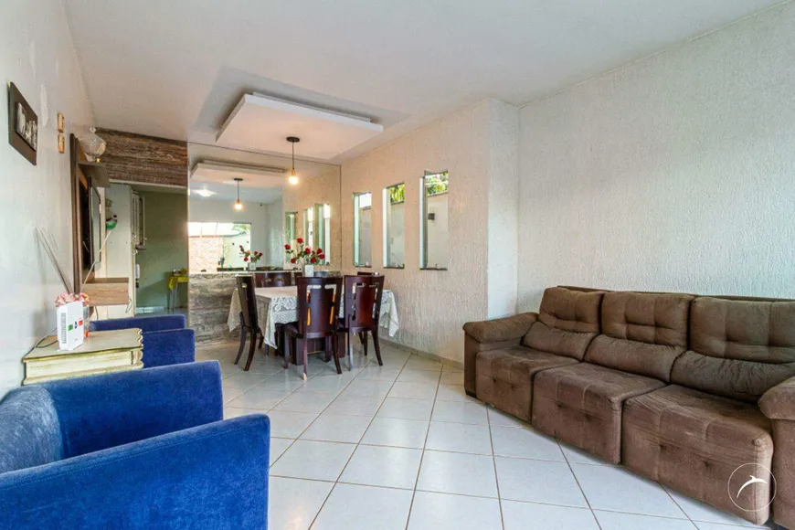 Foto 1 de Casa de Condomínio com 4 Quartos à venda, 260m² em Setor Habitacional Arniqueira, Brasília