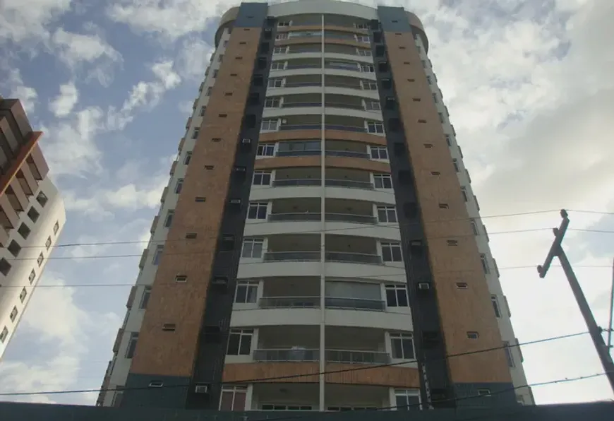 Foto 1 de Apartamento com 3 Quartos à venda, 97m² em Renascença, São Luís