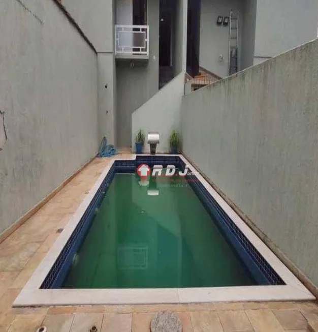 Foto 1 de Casa de Condomínio com 3 Quartos à venda, 145m² em Macuco, Santos