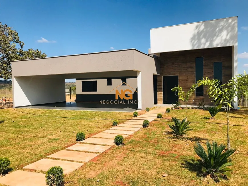 Foto 1 de Casa de Condomínio com 4 Quartos à venda, 450m² em Canto Da Siriema, Jaboticatubas