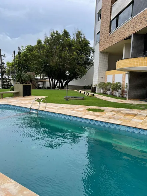 Foto 1 de Apartamento com 4 Quartos à venda, 146m² em Ponta Do Farol, São Luís