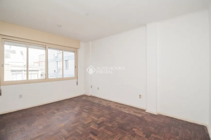 Foto 1 de Kitnet com 1 Quarto para alugar, 26m² em Cidade Baixa, Porto Alegre