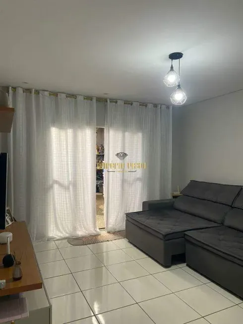 Foto 1 de Casa com 2 Quartos à venda, 120m² em Jardim Itamaracá, Suzano