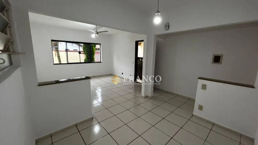 Foto 1 de Casa com 3 Quartos à venda, 185m² em Independencia, Taubaté