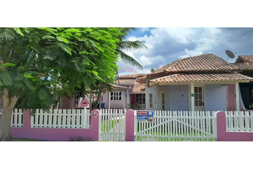 Foto 1 de Casa de Condomínio com 3 Quartos à venda, 360m² em Unamar, Cabo Frio