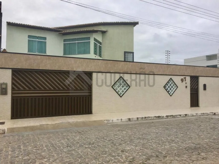 Foto 1 de Casa com 5 Quartos à venda, 410m² em Aruana, Aracaju