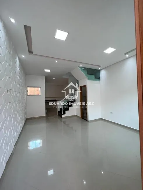 Foto 1 de Casa com 2 Quartos à venda, 110m² em Santa Terezinha, Santo André