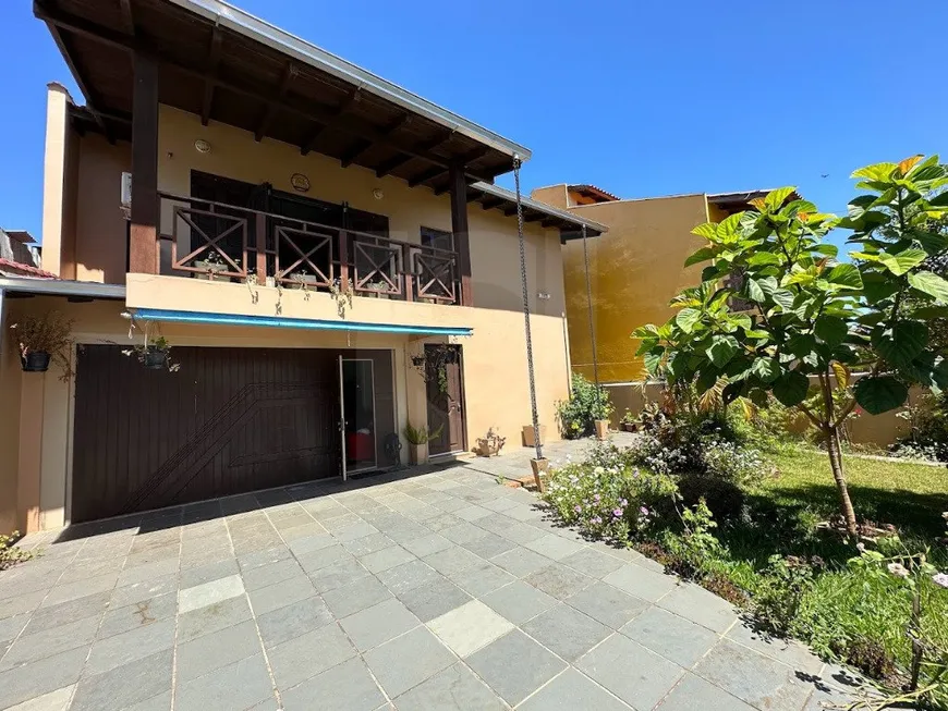 Foto 1 de Casa com 2 Quartos à venda, 151m² em Vila Rica, Portão