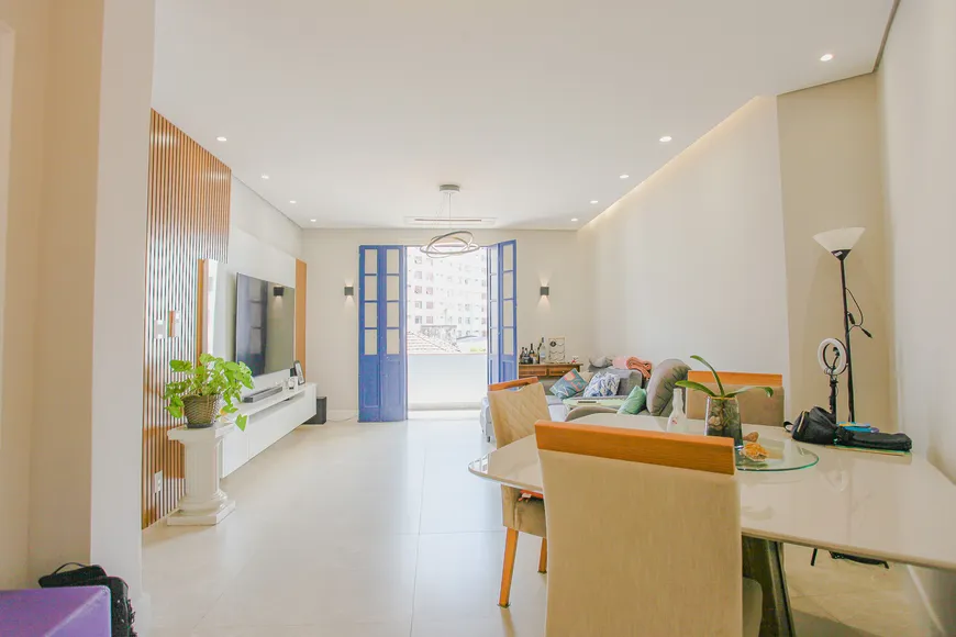 Foto 1 de Apartamento com 2 Quartos à venda, 134m² em Higienópolis, São Paulo