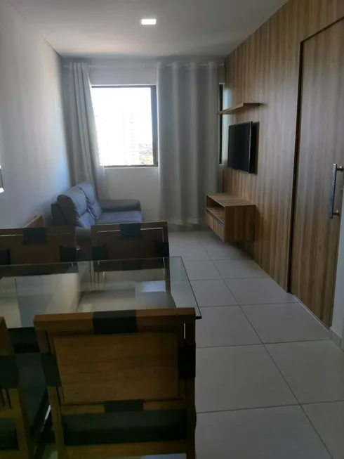 Foto 1 de Apartamento com 1 Quarto para alugar, 32m² em Encruzilhada, Recife