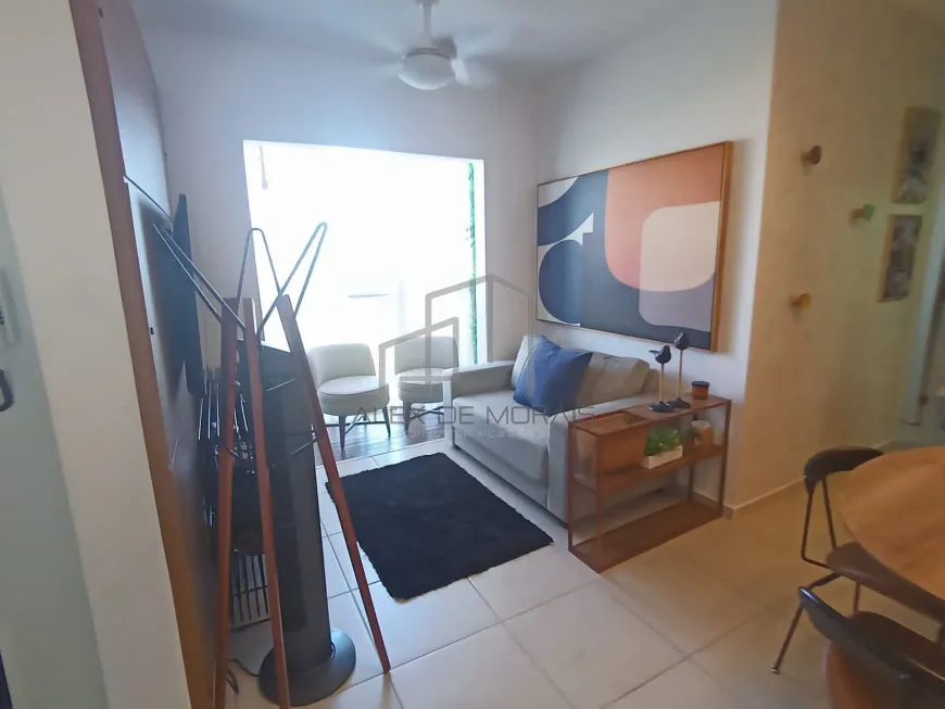 Foto 1 de Apartamento com 2 Quartos à venda, 47m² em Castelandia, Serra