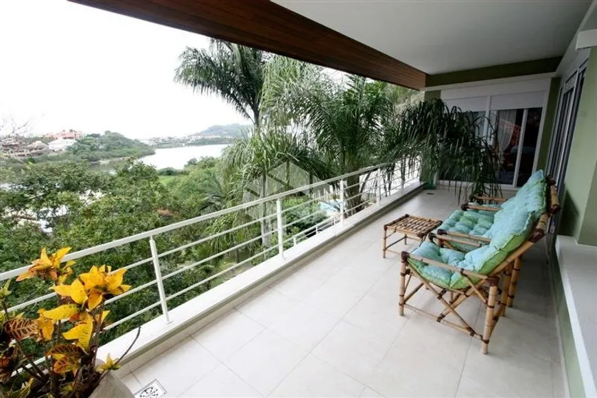 Foto 1 de Casa com 5 Quartos à venda, 629m² em Lagoa da Conceição, Florianópolis