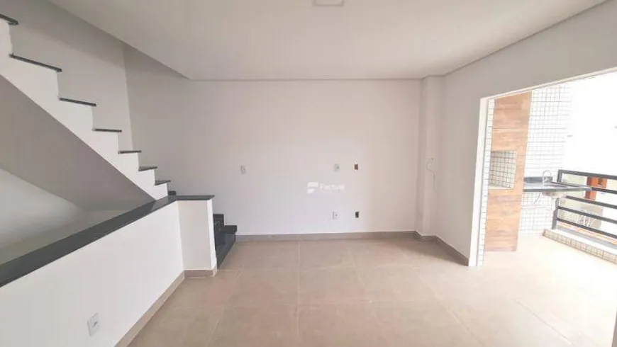 Foto 1 de Casa de Condomínio com 3 Quartos à venda, 140m² em Enseada, Guarujá