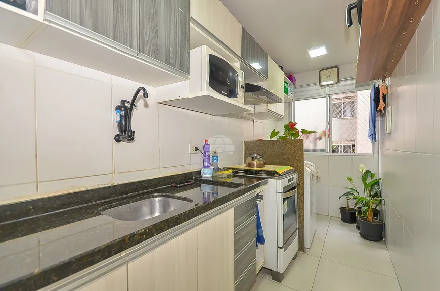 Foto 1 de Apartamento com 2 Quartos à venda, 46m² em Capão Raso, Curitiba