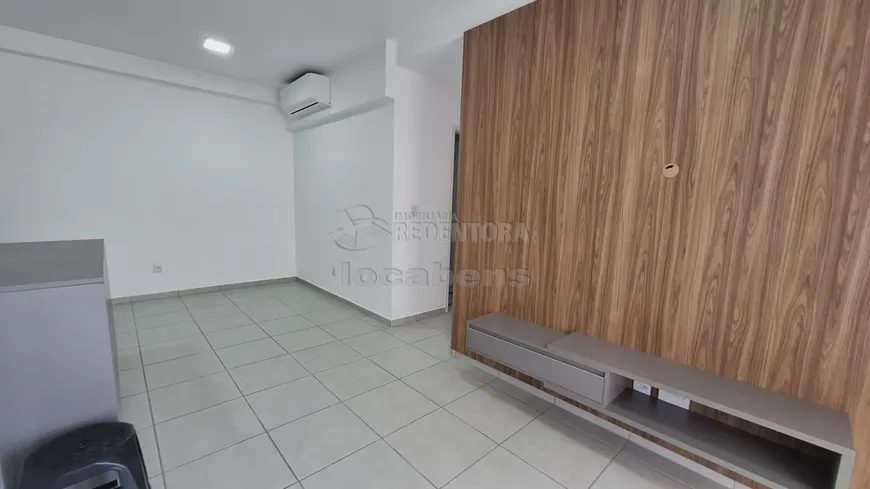 Foto 1 de Apartamento com 2 Quartos para alugar, 65m² em Vila Redentora, São José do Rio Preto