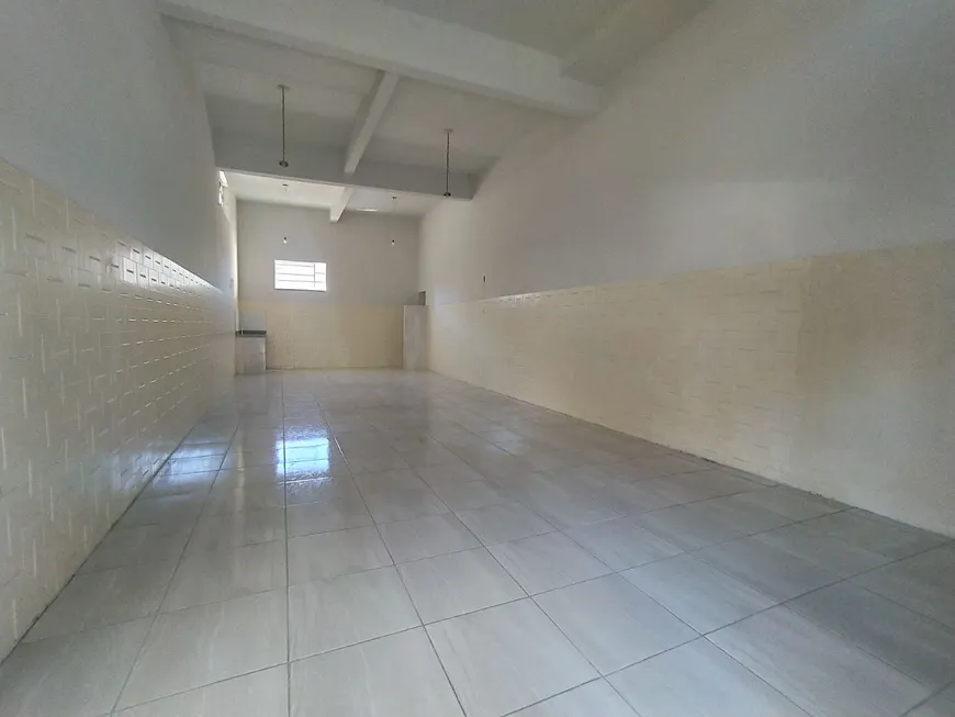 Foto 1 de Ponto Comercial para alugar, 60m² em Caiçaras, Belo Horizonte