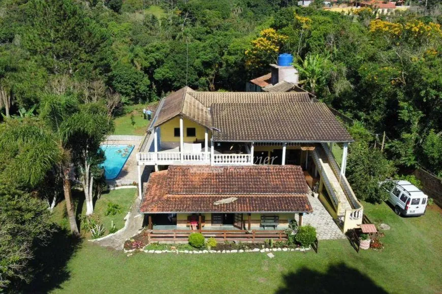 Foto 1 de Fazenda/Sítio com 2 Quartos à venda, 10000m² em Verava, Ibiúna