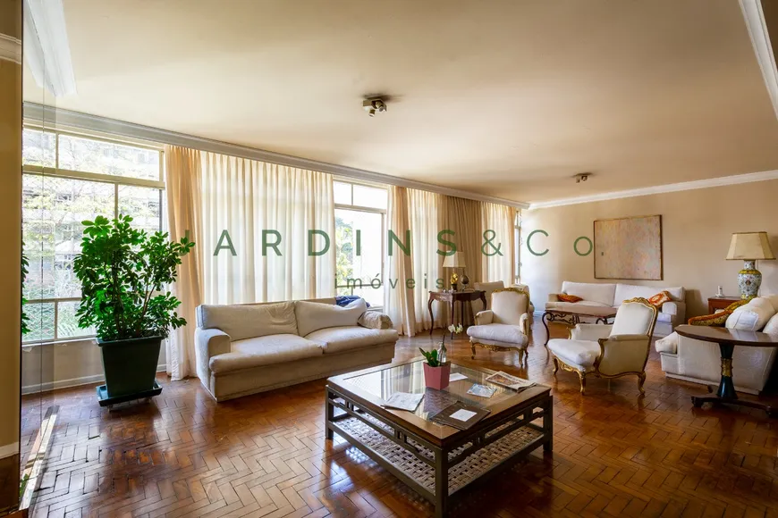 Foto 1 de Apartamento com 3 Quartos para venda ou aluguel, 310m² em Jardim Paulista, São Paulo