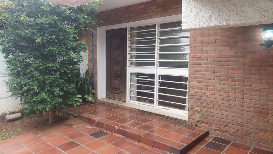 Foto 1 de Casa com 2 Quartos à venda, 125m² em Parque Continental, São Paulo