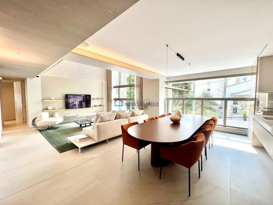 Foto 1 de Apartamento com 3 Quartos à venda, 157m² em Indianópolis, São Paulo