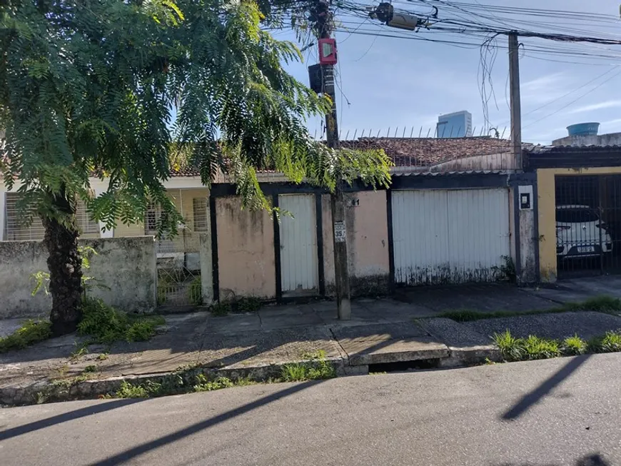 Foto 1 de Casa com 3 Quartos à venda, 145m² em Santo Amaro, Recife