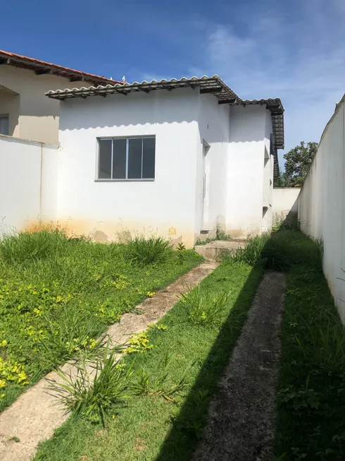 Foto 1 de Casa com 2 Quartos à venda, 180m² em Dumaville, Esmeraldas