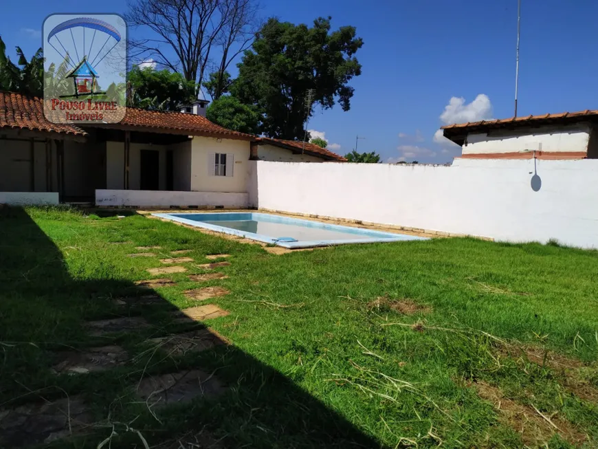 Foto 1 de Casa com 3 Quartos para alugar, 120m² em Alvinopolis, Atibaia