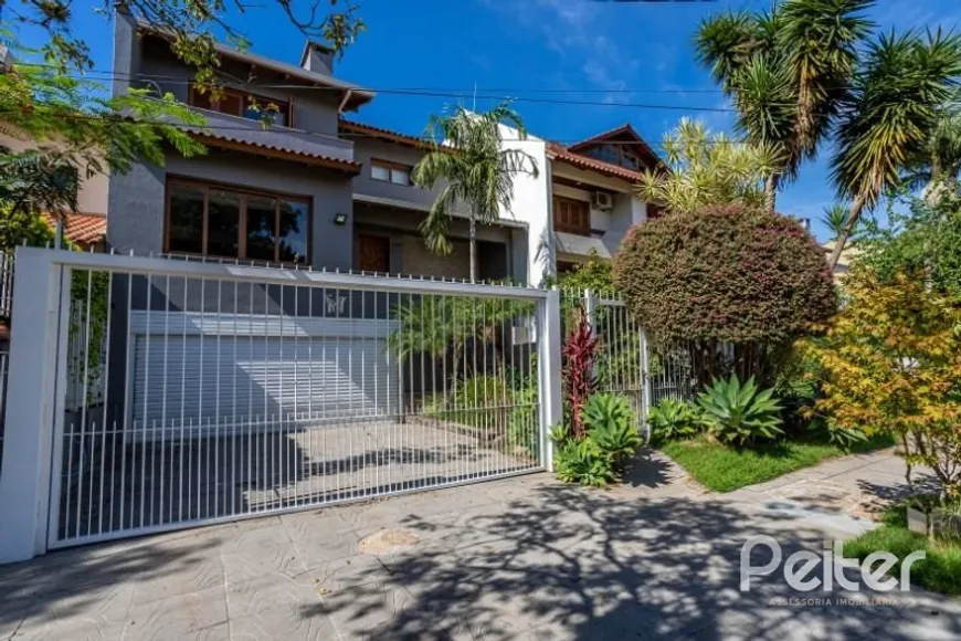 Foto 1 de Casa com 3 Quartos à venda, 246m² em Ipanema, Porto Alegre