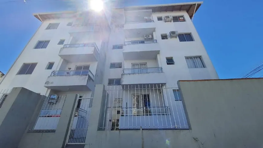 Foto 1 de Apartamento com 2 Quartos à venda, 55m² em Passa Vinte, Palhoça