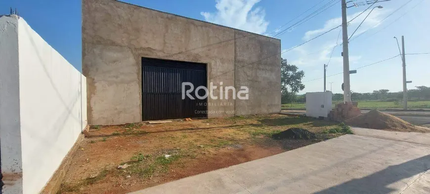 Foto 1 de Galpão/Depósito/Armazém para alugar, 360m² em Laranjeiras, Uberlândia