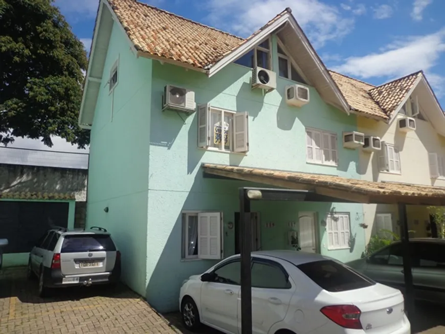 Foto 1 de Casa de Condomínio com 3 Quartos à venda, 81m² em Camaquã, Porto Alegre