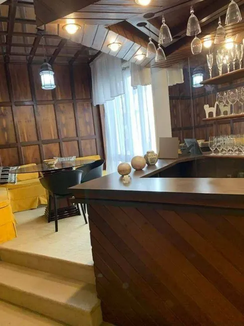 Foto 1 de Apartamento com 2 Quartos à venda, 83m² em Copacabana, Rio de Janeiro