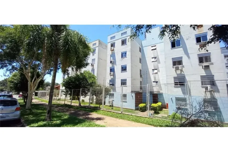 Foto 1 de Apartamento com 2 Quartos à venda, 41m² em Rubem Berta, Porto Alegre