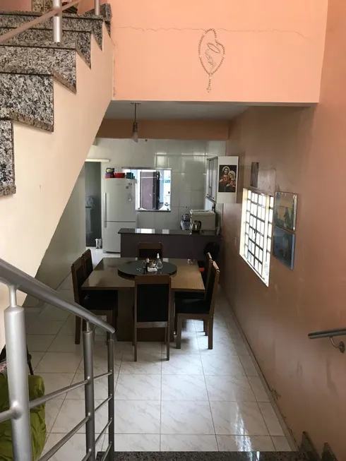 Foto 1 de Casa com 4 Quartos à venda, 180m² em Setor Habitacional Vicente Pires, Brasília