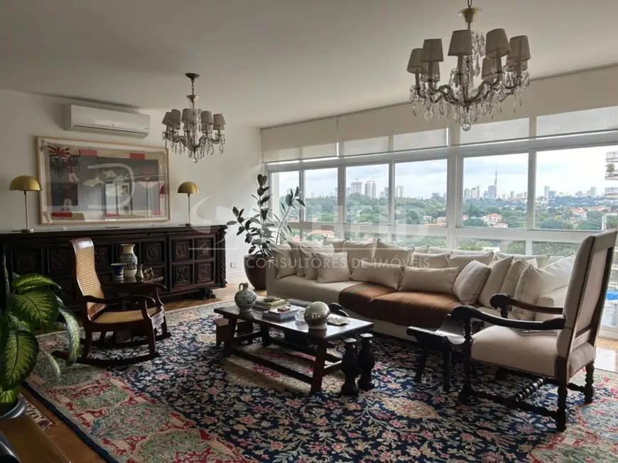 Foto 1 de Apartamento com 3 Quartos à venda, 230m² em Consolação, São Paulo
