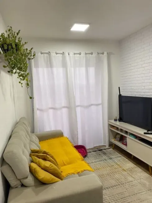 Foto 1 de Apartamento com 2 Quartos para alugar, 52m² em Quitaúna, Osasco