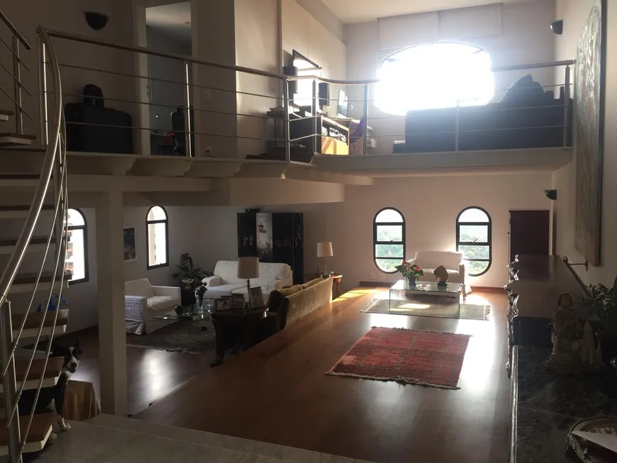 Foto 1 de Apartamento com 4 Quartos à venda, 230m² em Vila Andrade, São Paulo