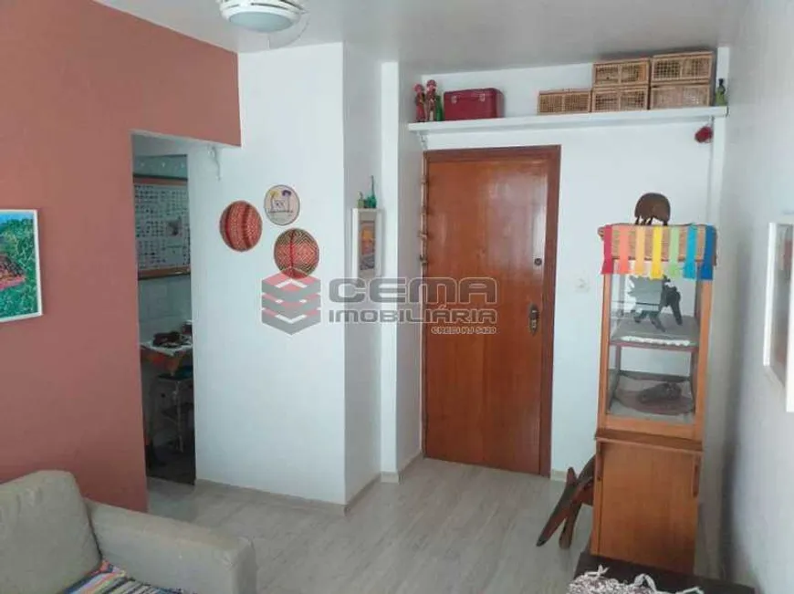 Foto 1 de Apartamento com 2 Quartos à venda, 50m² em Laranjeiras, Rio de Janeiro